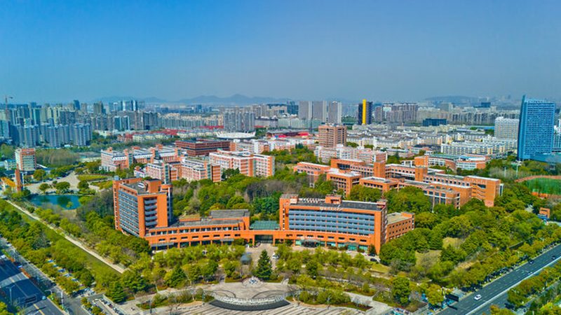 深圳电子厂OEM贴牌加工：揭秘其背后的工艺与优势
